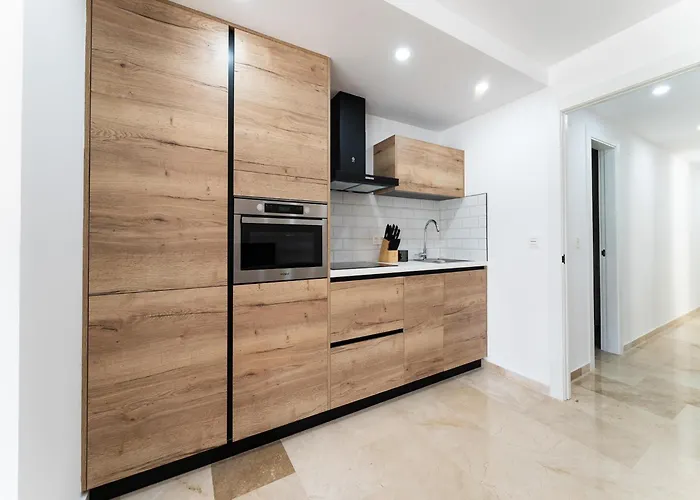 شقة With Pool In The Heart Of ماربيا