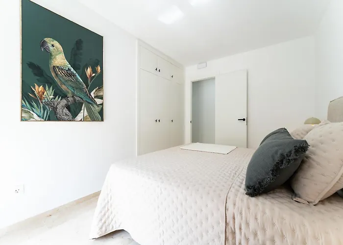 With Pool In The Heart Of * ماربيا