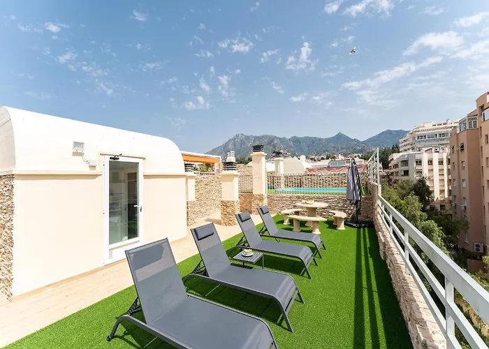 شقة With Pool In The Heart Of *