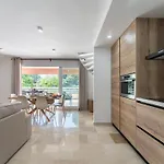 Apartment With Pool In The Heart Of Marbella