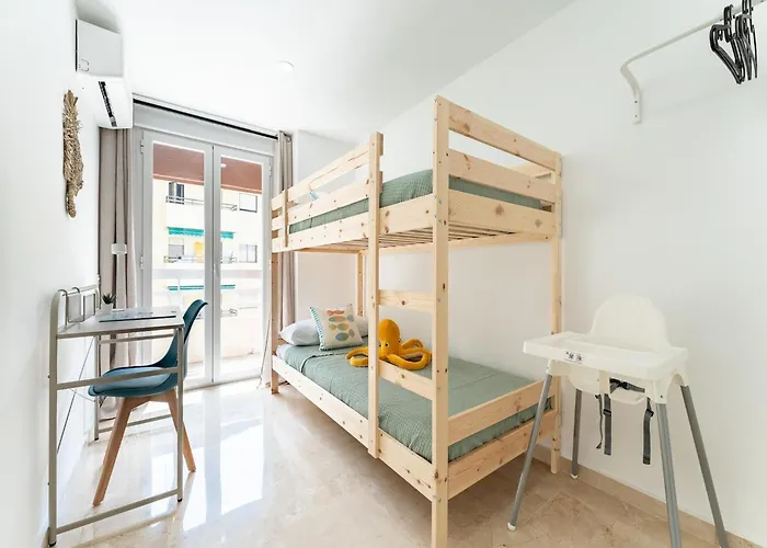 Apartment With Pool In The Heart Of